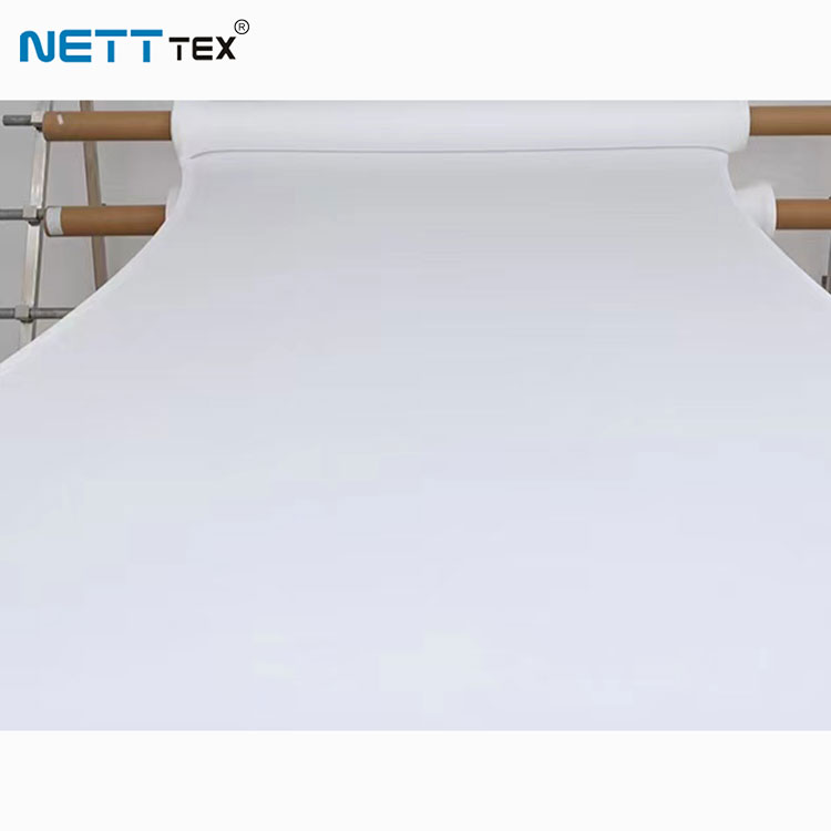 Hoe bereikt PTFE -membraan ademendheid en ondoordringbaarheid?